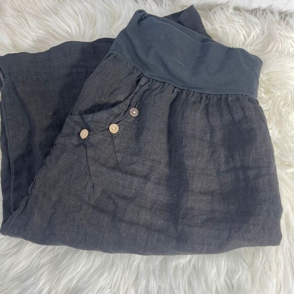 Made in Italy Black Linen Pull On Bermuda Shorts - Picture 2 of 7